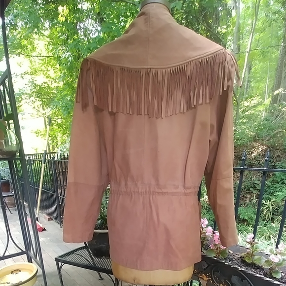 Ride 'em cowboy...  Or Indian - Picture 3 of 11